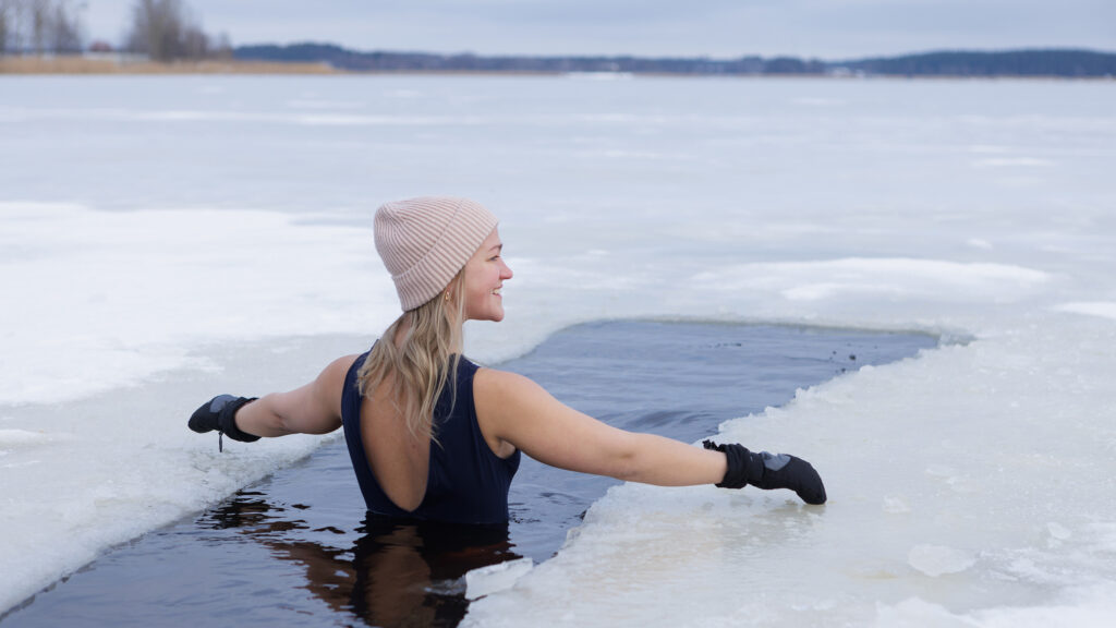 Zwemmen in koud water Dít wil je weten over ijszwemmen Gezondnu