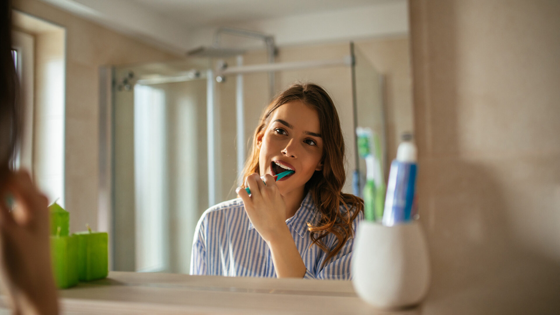 spoelen na het tanden poetsen