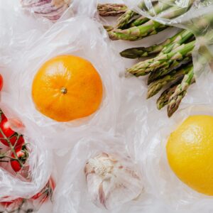 Groente en fruit in plastic, hoe (on)gezond?