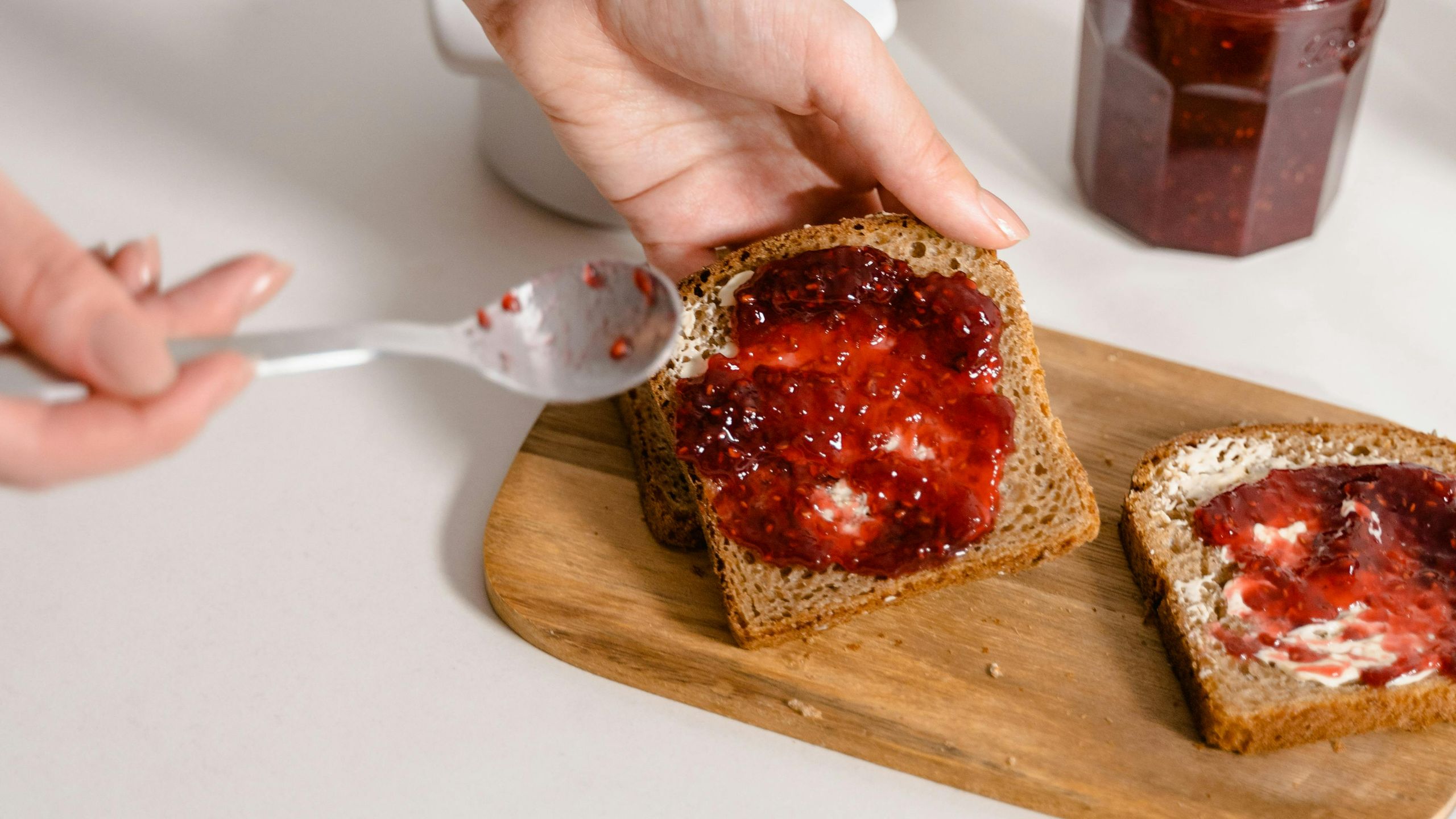 Op Brood Of Door De Yoghurt Z Maak Je In Slechts Stappen Je Eigen